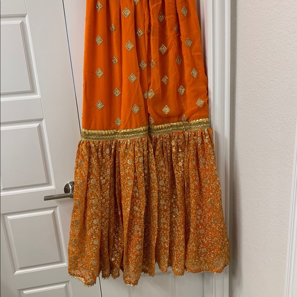 Pakistani Gharara (3 pc) - Picture 7 of 7